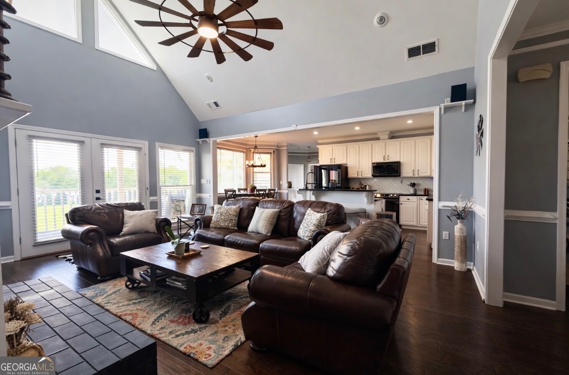 1051 Oconee Farms RD