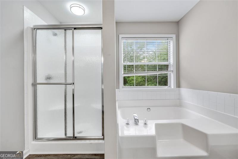 Charter Club On River - Residential