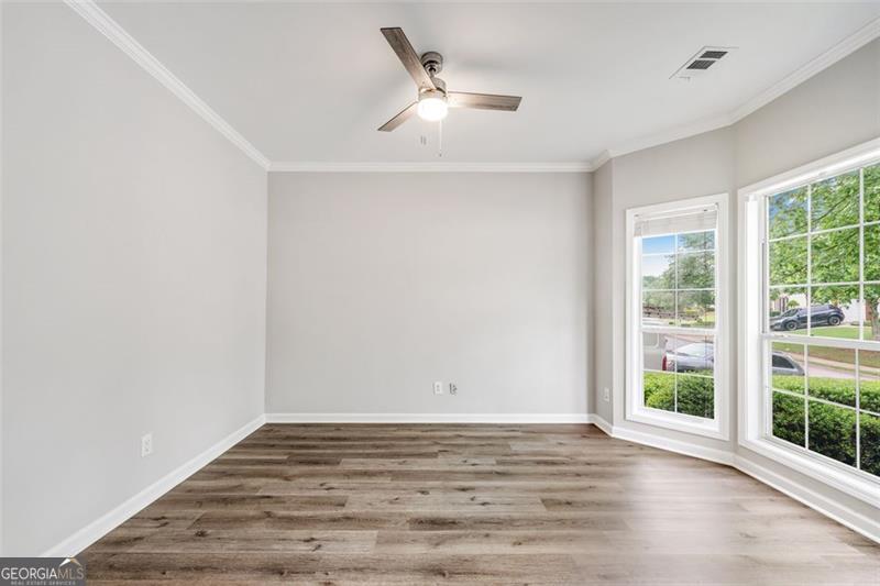 Charter Club On River - Residential