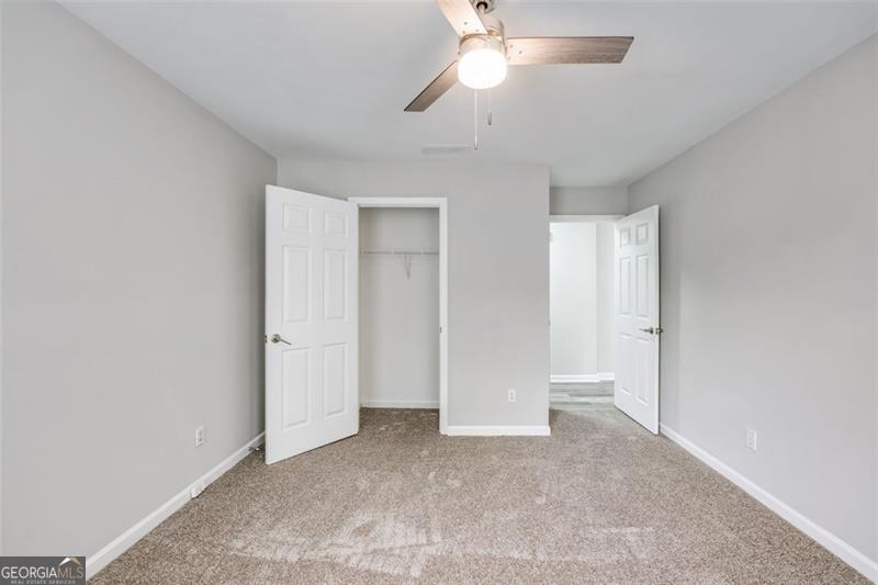 980 CHARTER CLUB DR