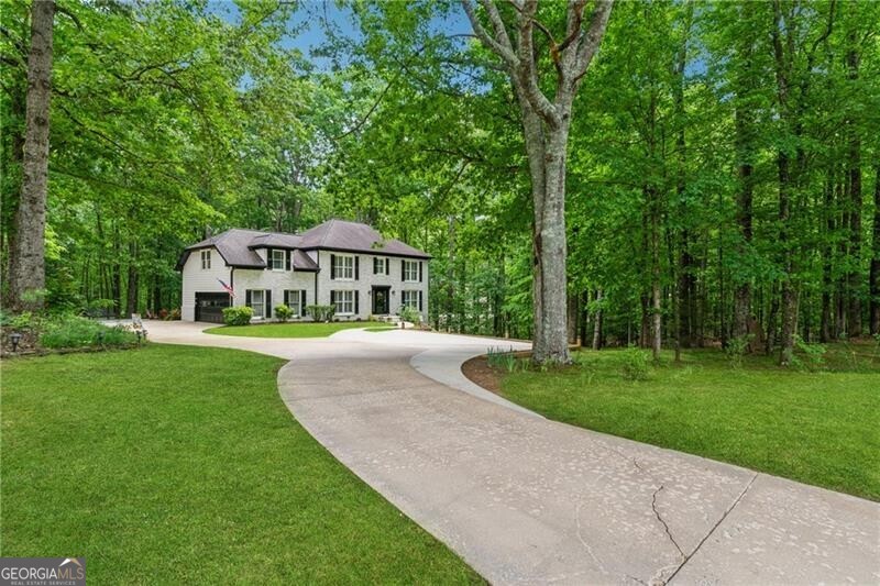 Cumming, Georgia 30041, United States, 5 Bedrooms Bedrooms, ,4 BathroomsBathrooms,Residential,Active,138029