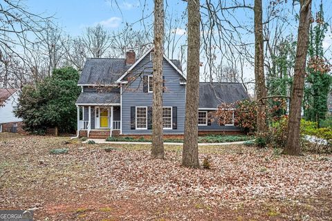 Photo of 8234 Dawn Drive, Jonesboro, GA 30236 (MLS # 10668533)