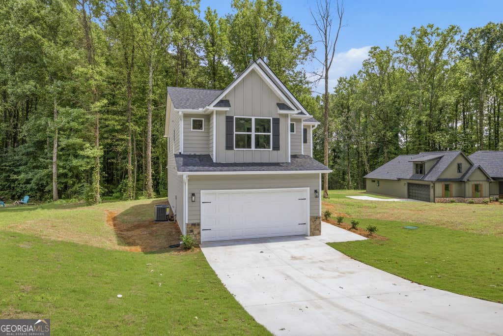 Photo of 318 Stonington Drive, Mount Airy, GA 30563 (MLS # 10820978)