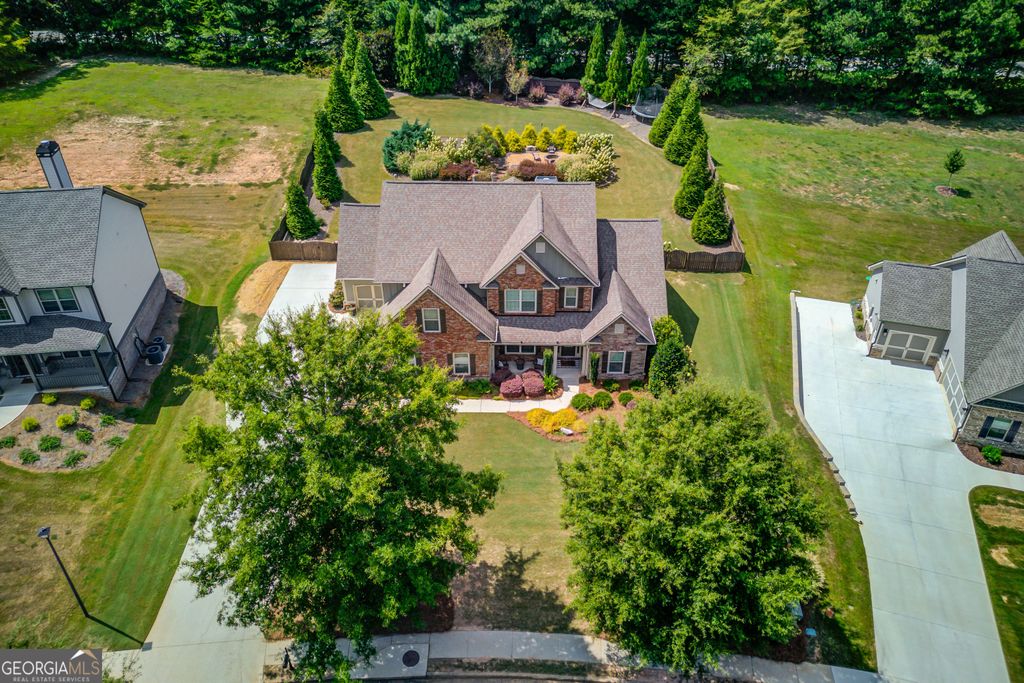 Photo of 1433 Henderson Ridge Lane, Loganville, GA 30052 (MLS # 10690724)