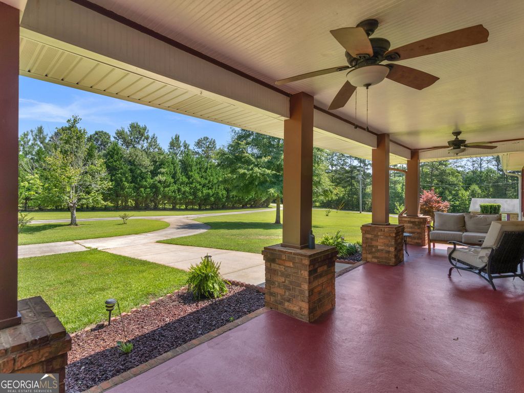 Photo of 525 Levi Barnes Road, Jackson, GA 30233 (MLS # 10783329)