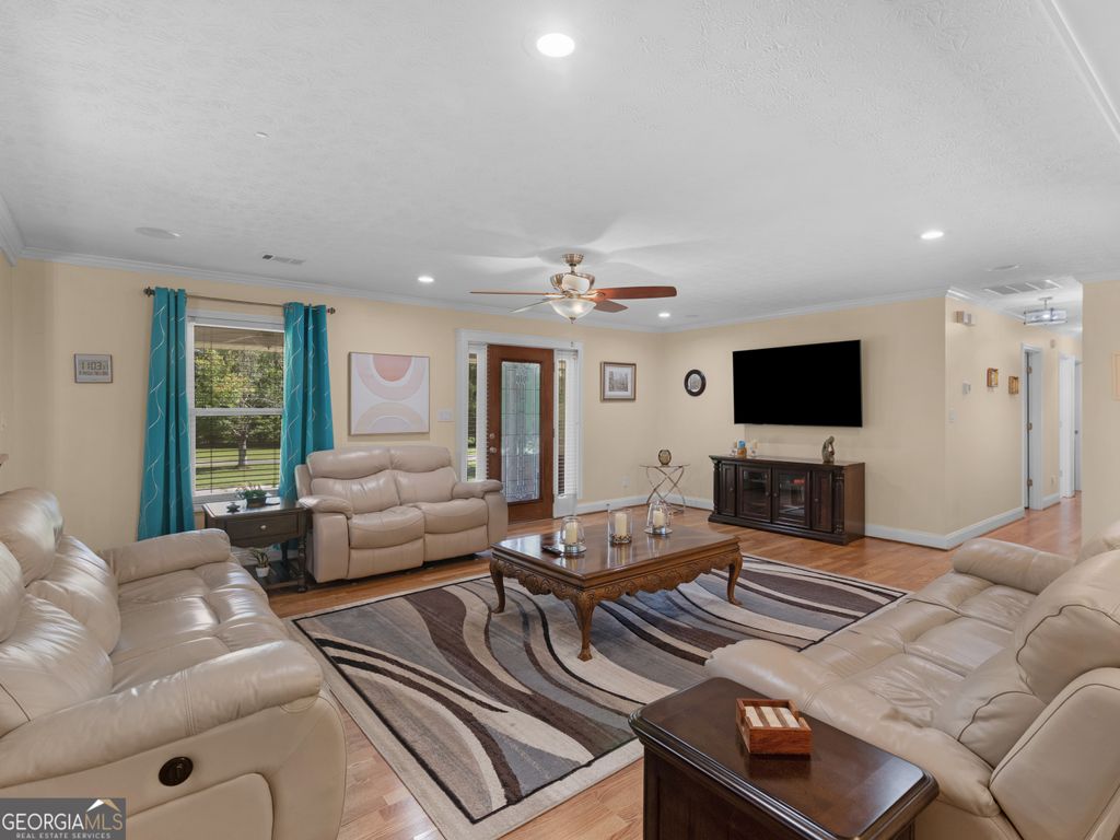 Photo of 525 Levi Barnes Road, Jackson, GA 30233 (MLS # 10783329)