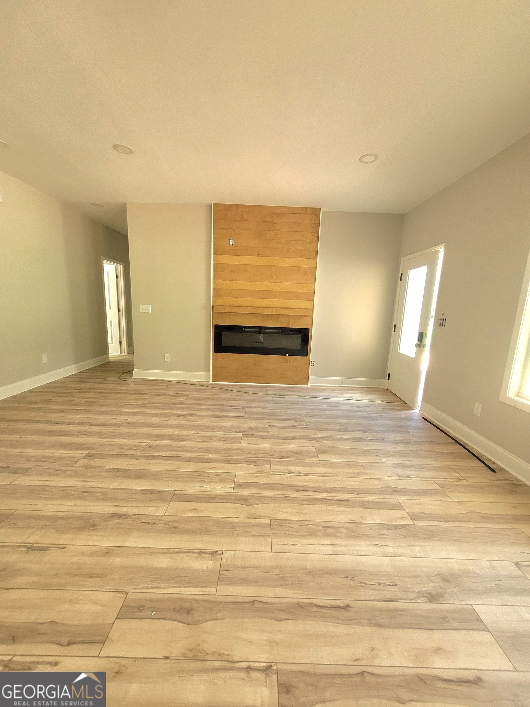 7241 GRAYSON DR