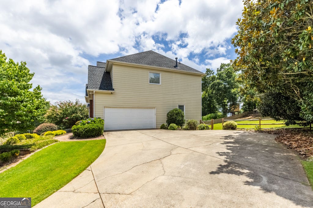 Photo of 2630 Stonehill Drive, Cumming, GA 30041 (MLS # 10816091)