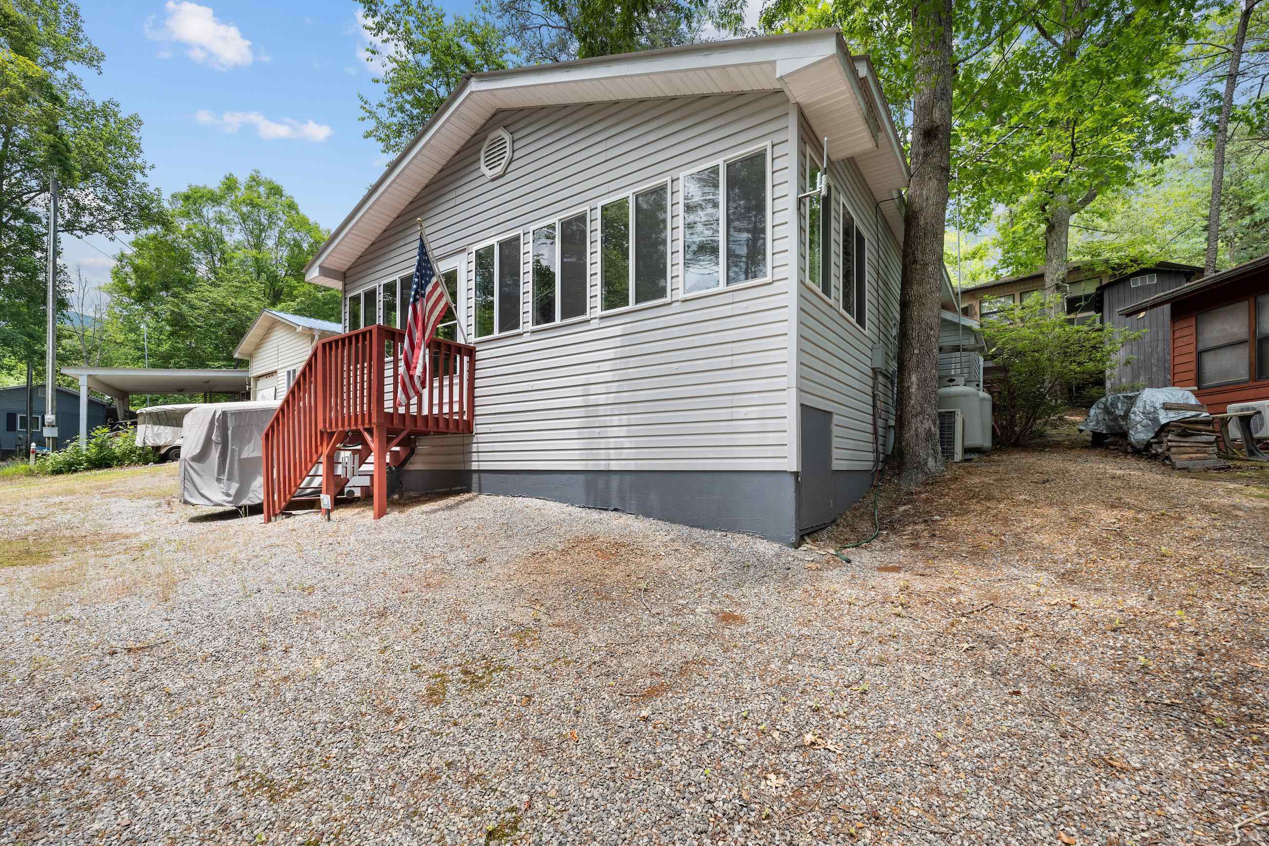 Mountain Lakes - Residential