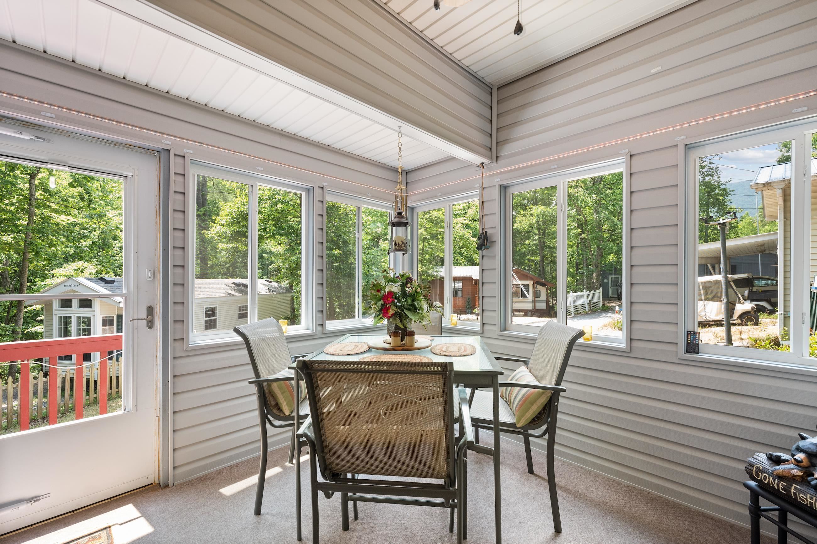 Mountain Lakes - Residential