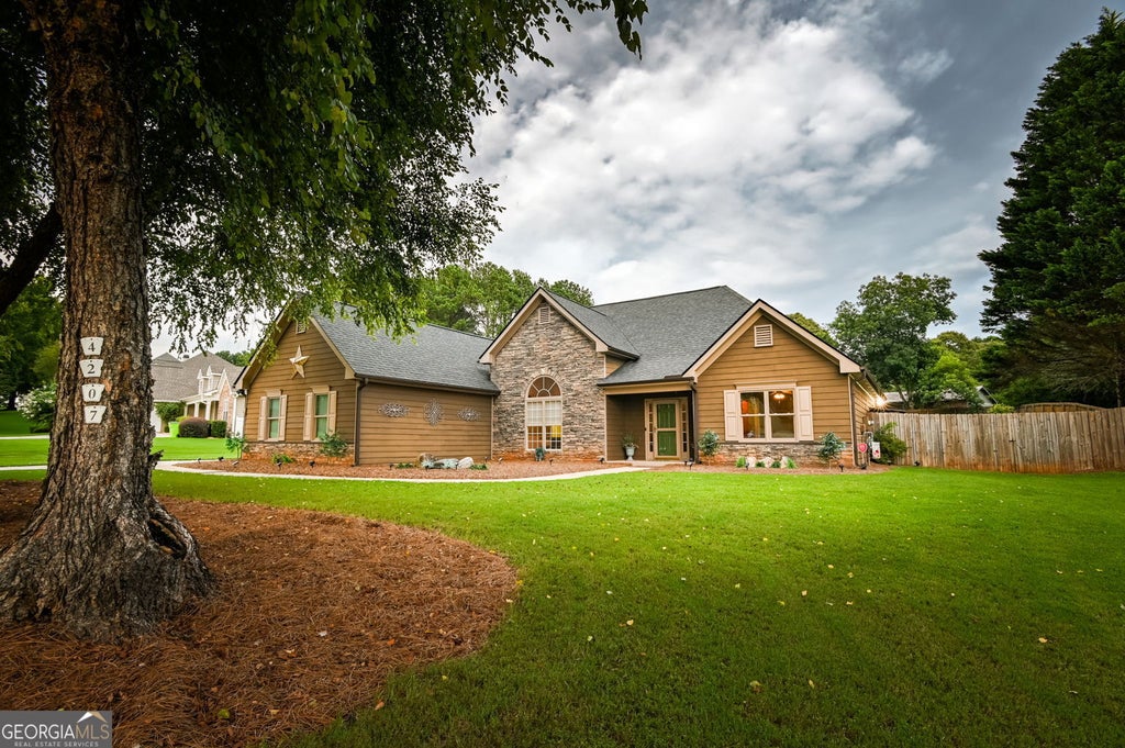 Photo of 4207 Old Wood Dr, Conyers, GA 30094 (MLS # 10810761)