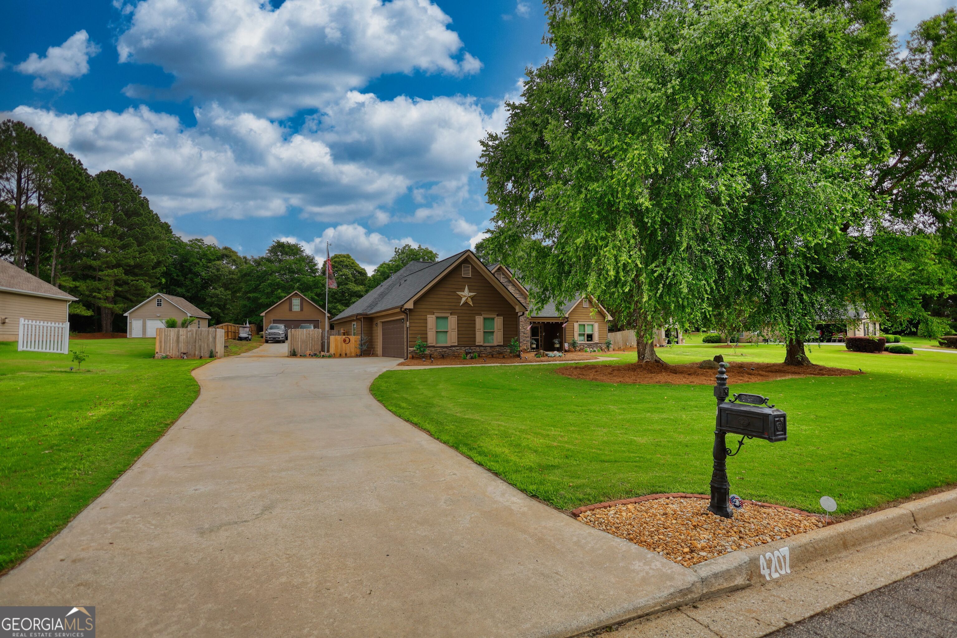 4207 Old Wood DR