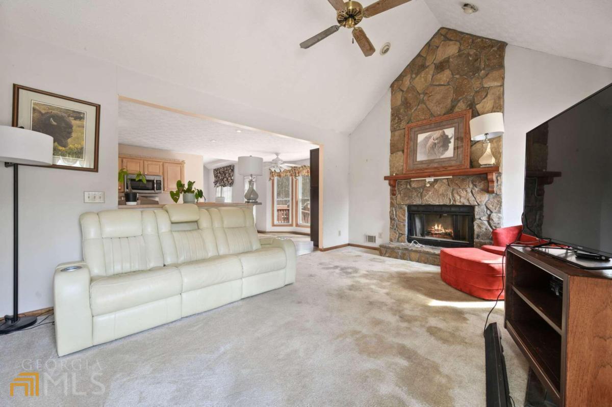 Amber Springs - Residential