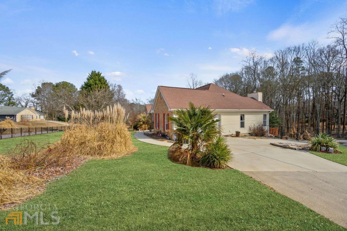 Amber Springs - Residential