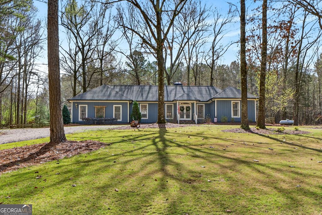 Photo of 7581 Old Zebulon Rd, Molena, GA 30258 (MLS # 10707463)