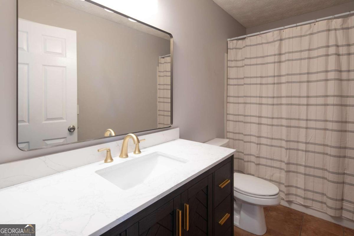 Abbotts Pointe - Residential
