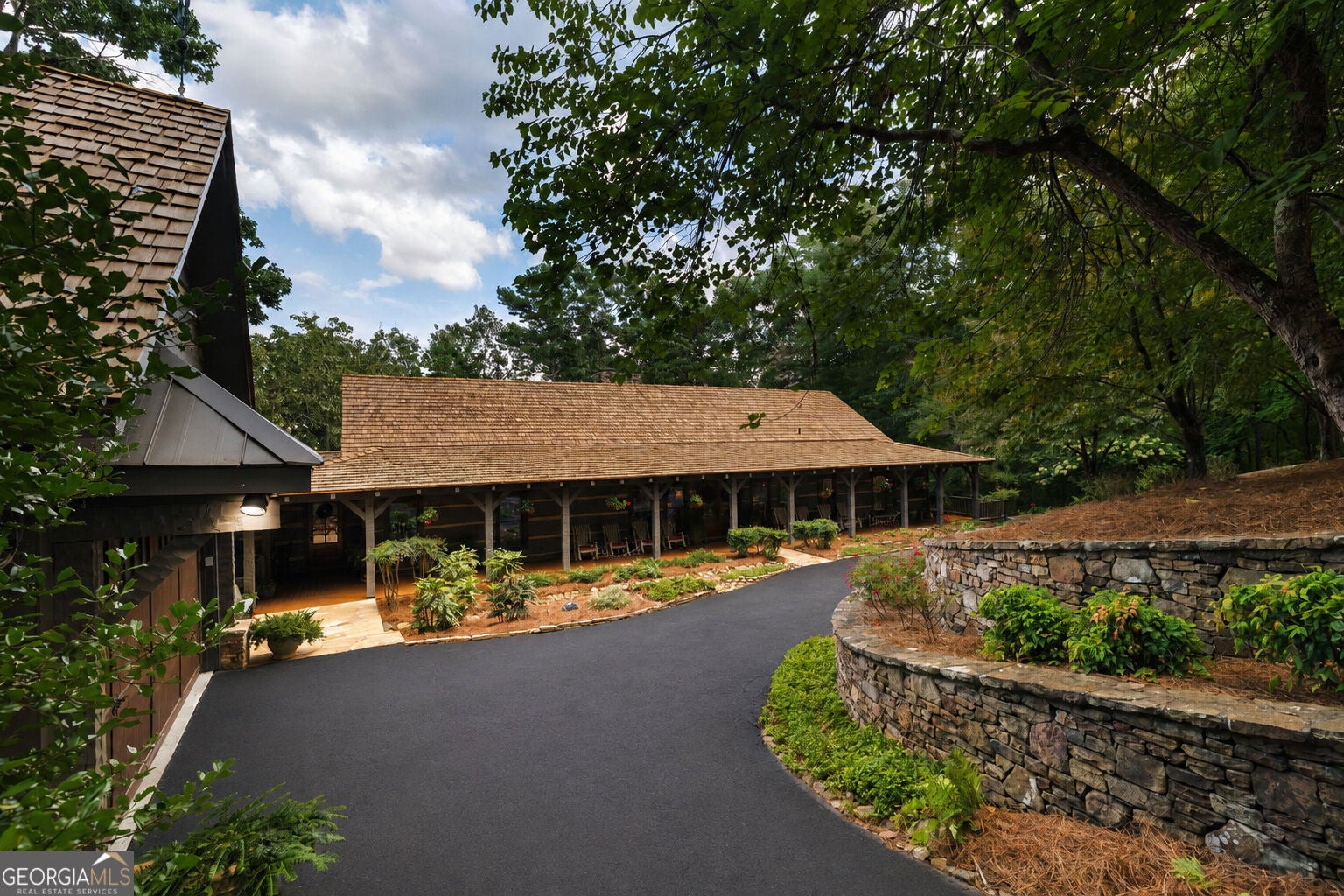 1414 Mcelroy Mountain DR