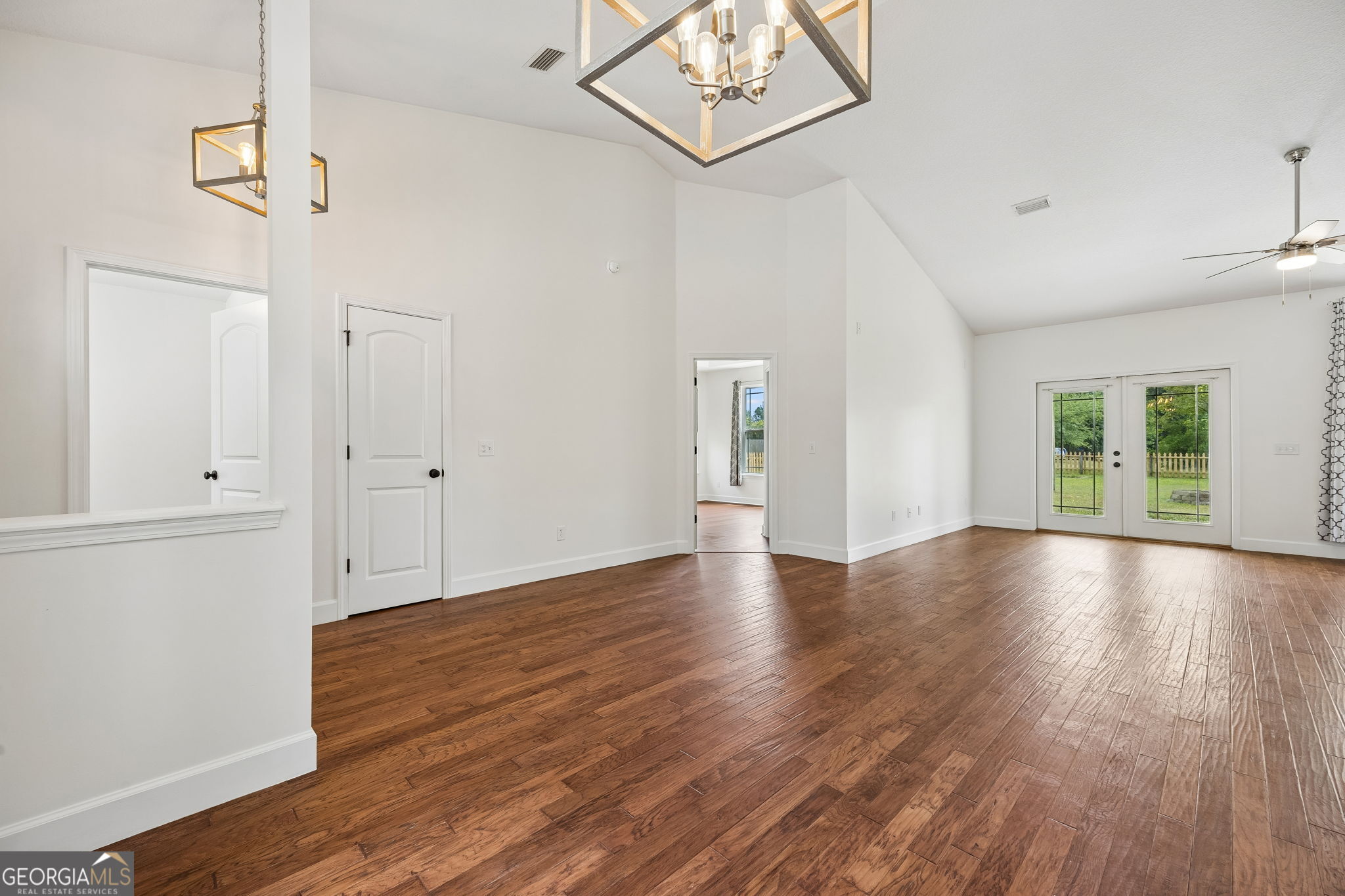 208 Waters Edge DR
