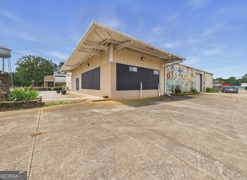 Photo of 124 Commerce Street, Bowdon, GA 30108 (MLS # 10795540)