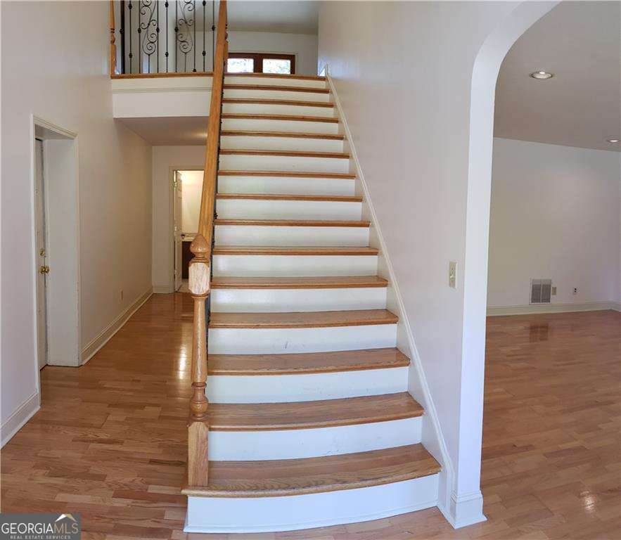 3662 Rock Springs DR SW