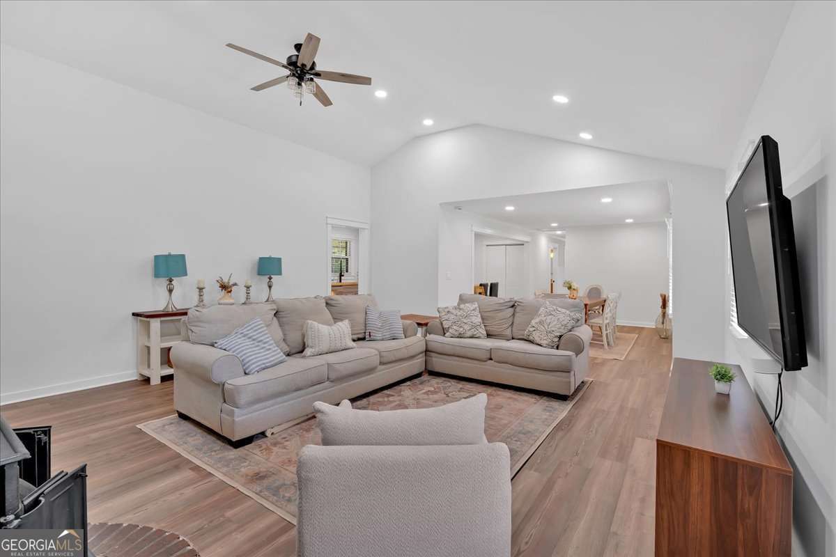 597 Rich Davis RD