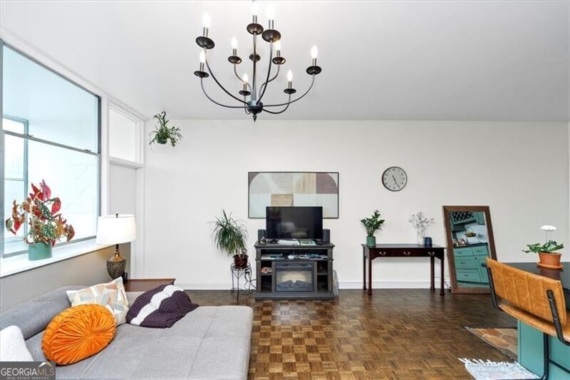 3060 Pharr Court North NW 423