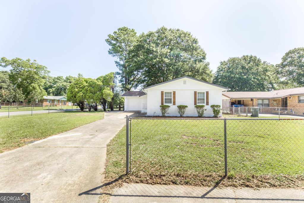 804 Arrowhead TRL