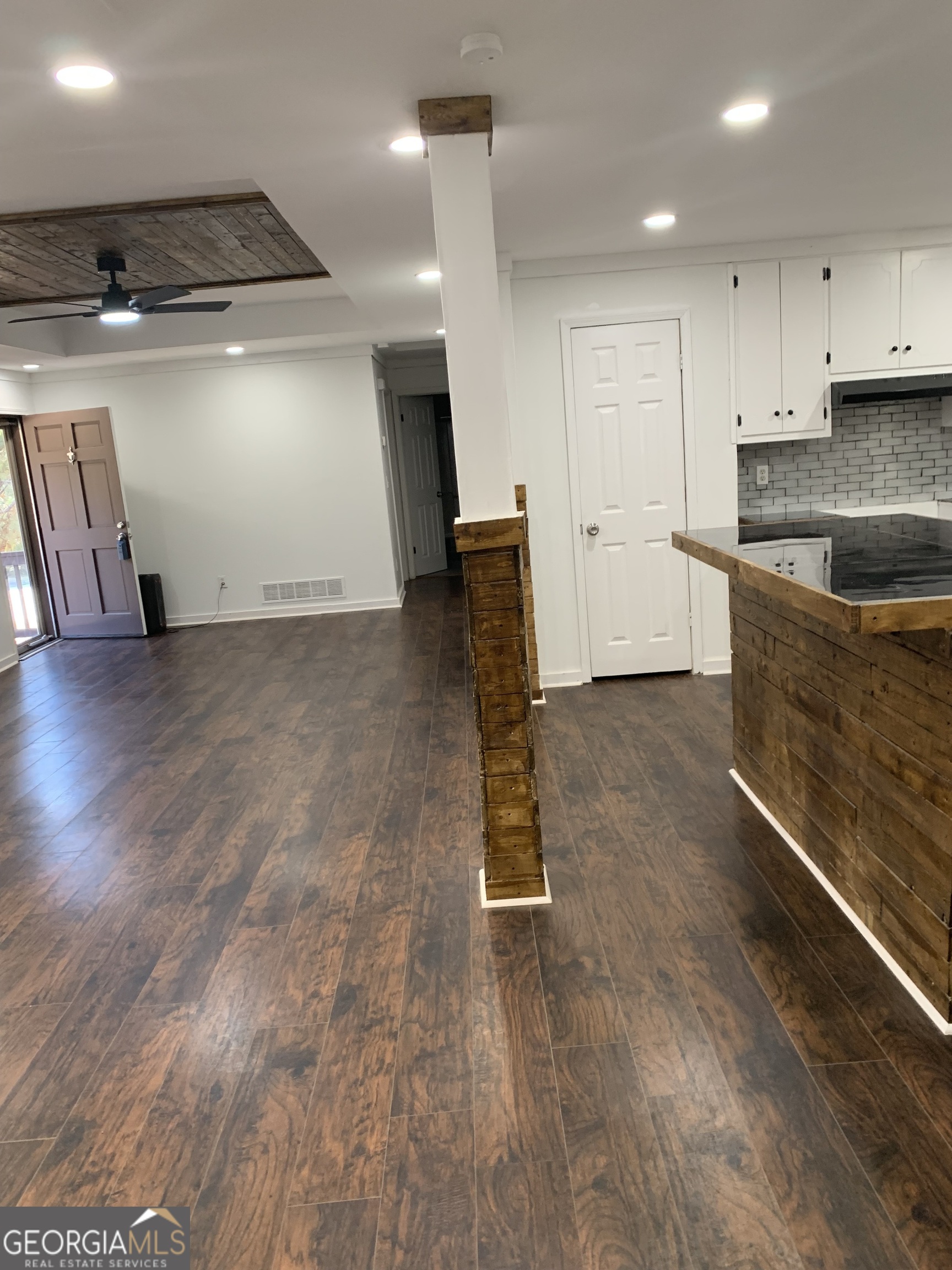 SETTLERS GROVE - Residential