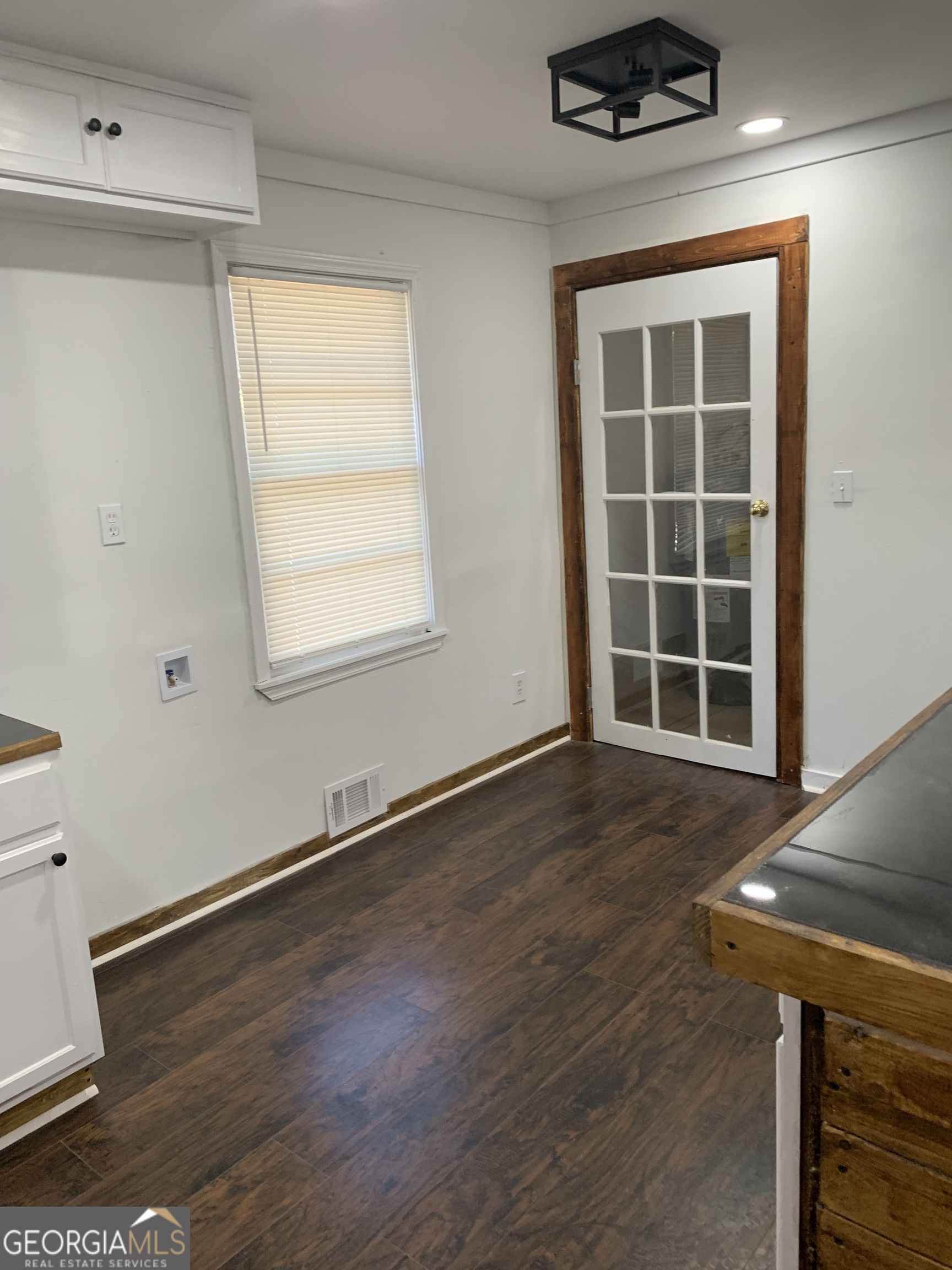 SETTLERS GROVE - Residential