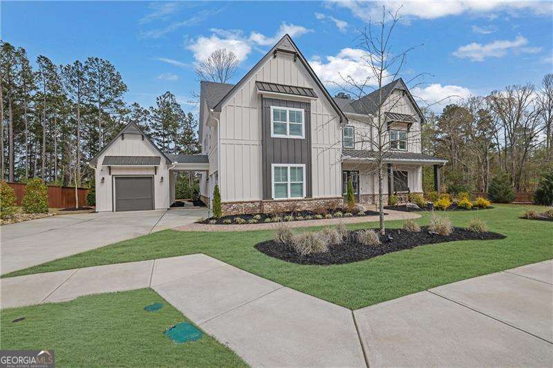 120 Chateau PL
