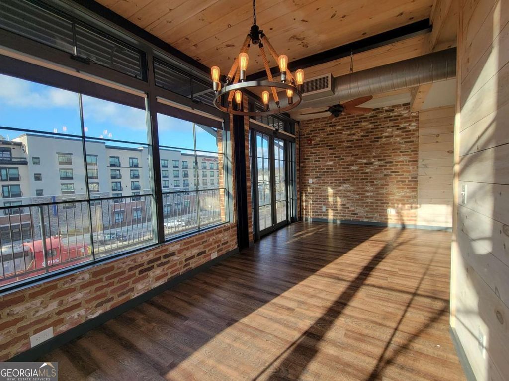 Photo of 550 East Main Stree, Blue Ridge, GA 30513 (MLS # 10721998)