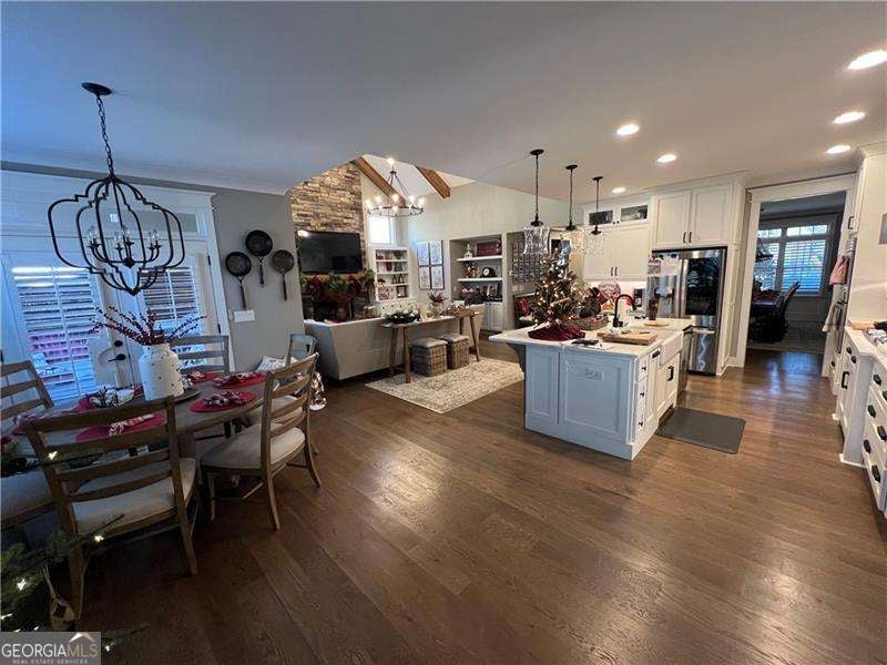 6332 Granbury WALK