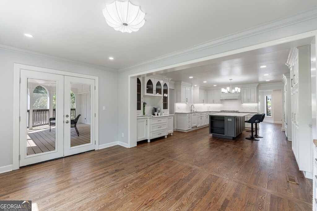 Atlanta Country Club - Residential