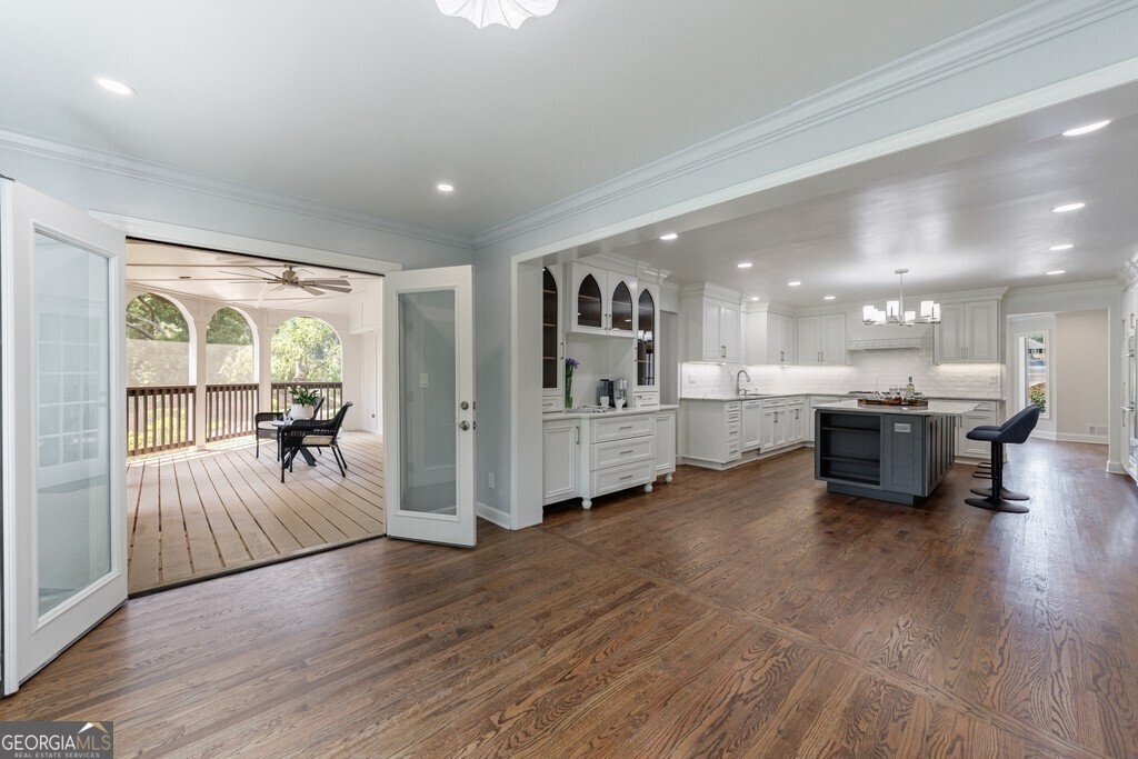 Atlanta Country Club - Residential