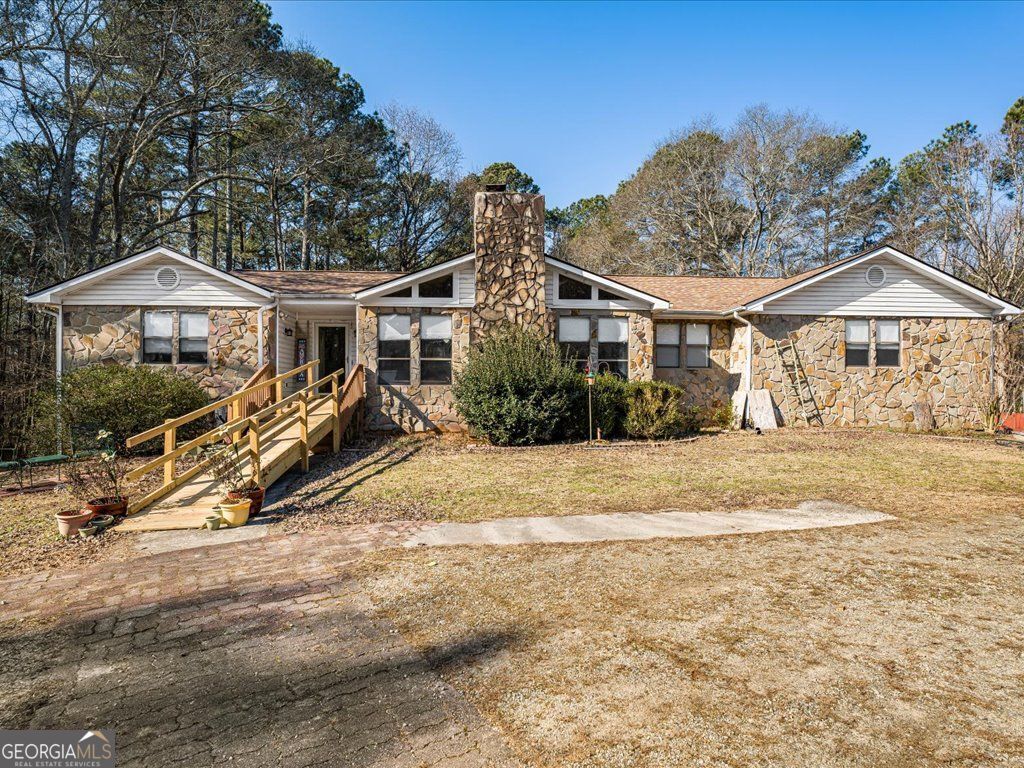 Photo of 3125 Rosebud Road, Loganville, GA 30052 (MLS # 10688900)