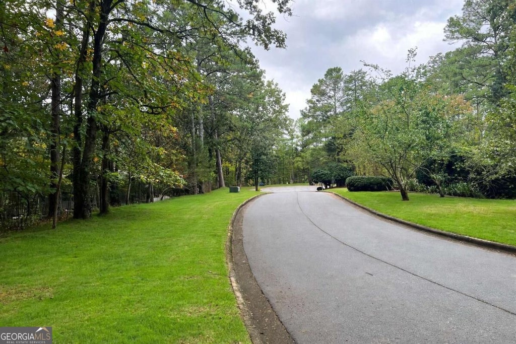 Photo of 360 Spyglass Bluff Drive, Johns Creek, GA 30022 (MLS # 10871961)