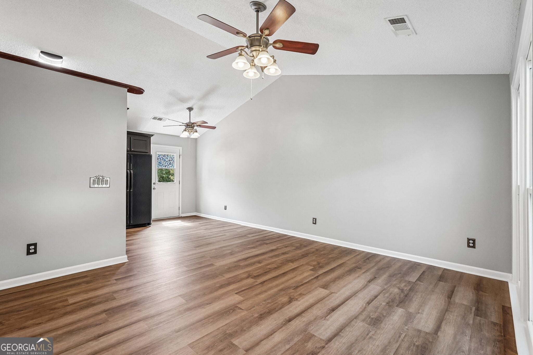 23 Abington CT SW