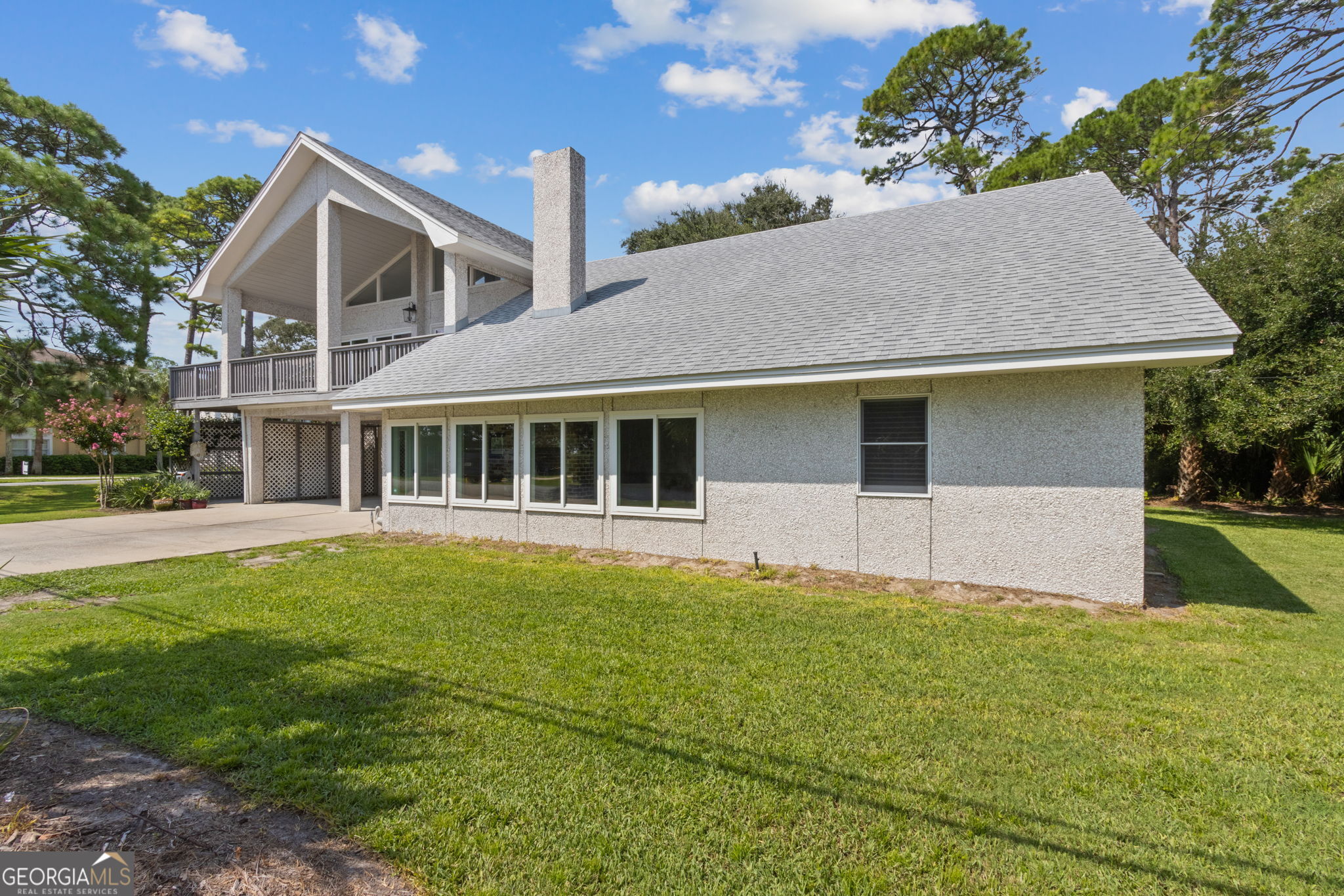 6 Stewart LN