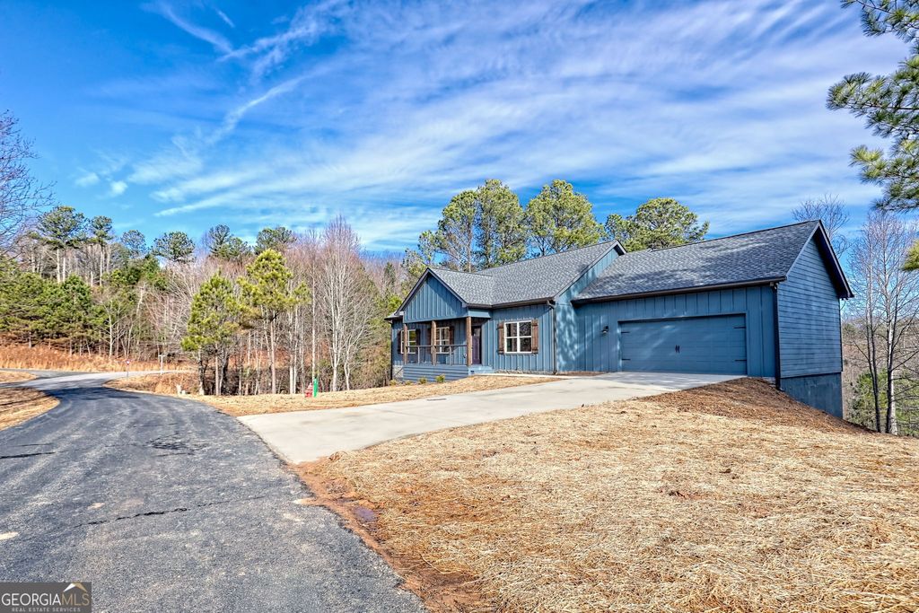 Photo of 39 BAREFOOT TRL, BLAIRSVILLE, GA 30512 (MLS # 10691883)