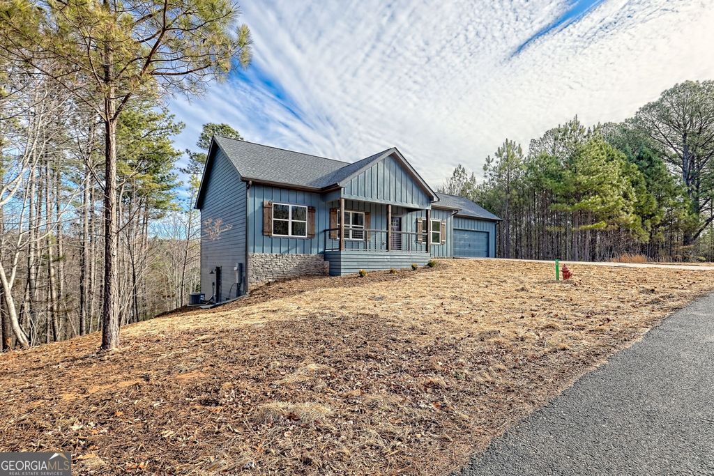 Photo of 39 BAREFOOT TRL, BLAIRSVILLE, GA 30512 (MLS # 10691883)