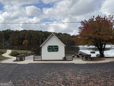 A home in Toccoa