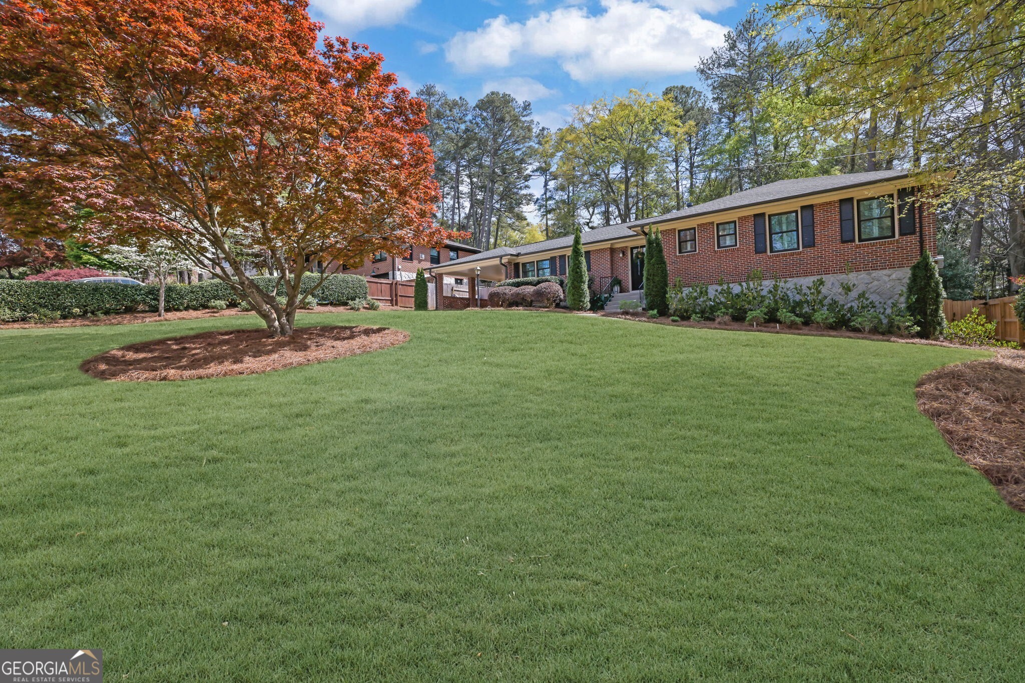 2602 Tanglewood RD