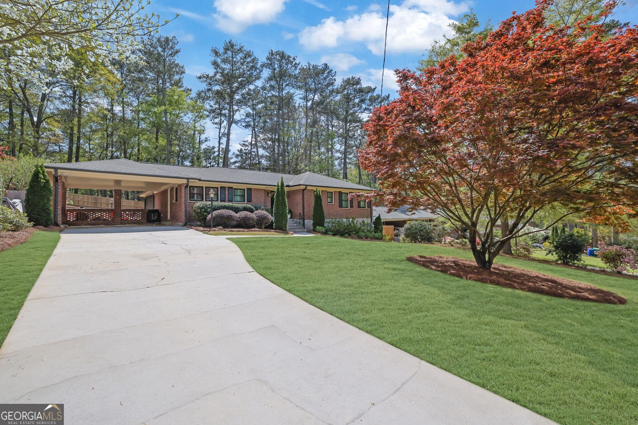2602 Tanglewood RD