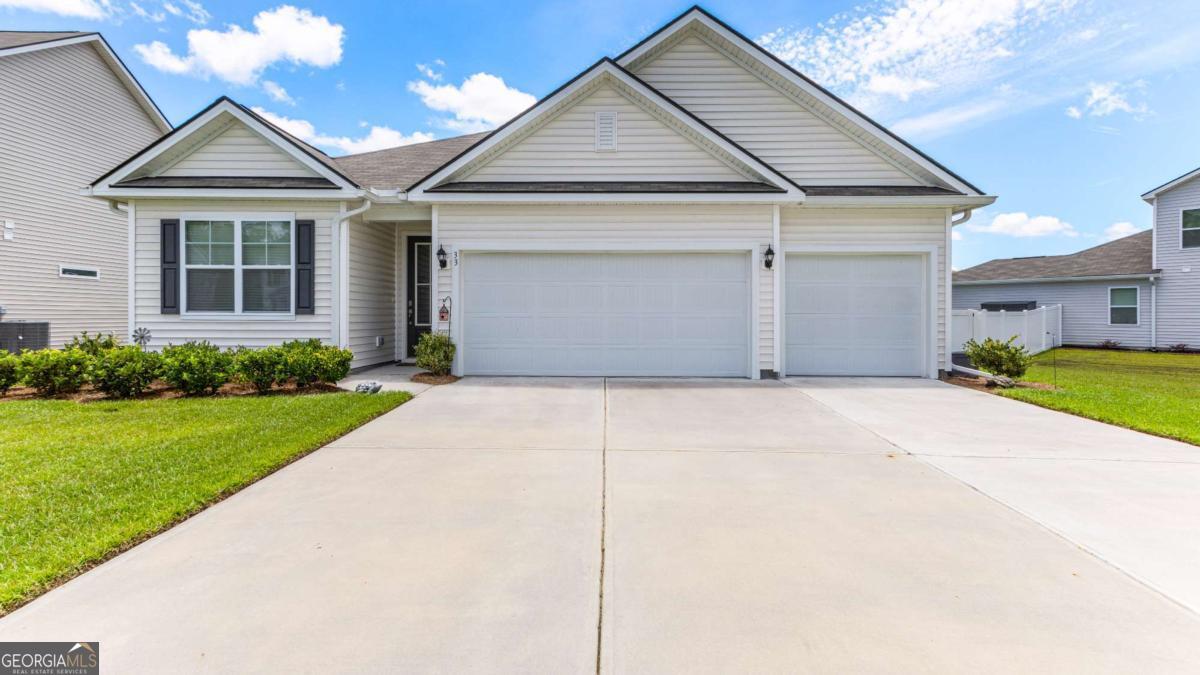 33 Woodford Reserve DR