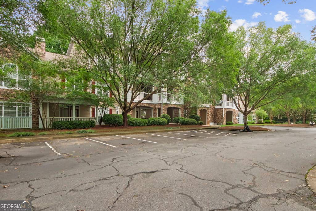 Photo of 933 Sandringham Drive #933, Alpharetta, GA 30004 (MLS # 10787221)