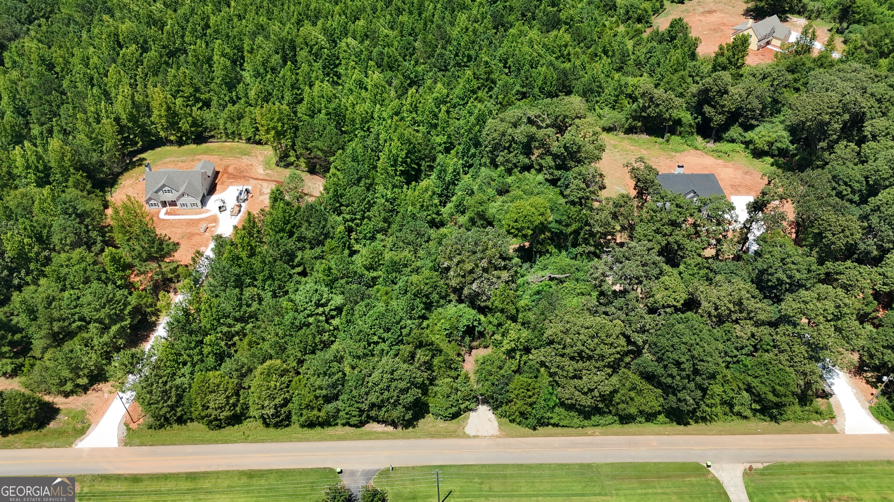 LOT 5 The Rock RD