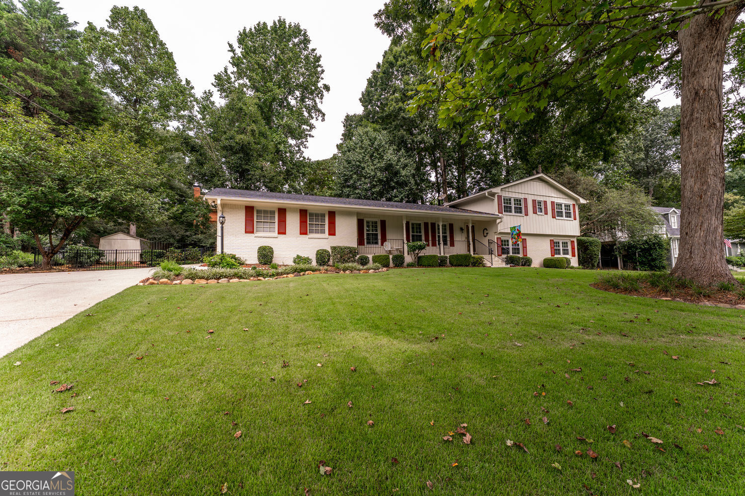 2220 Spring Mill CV