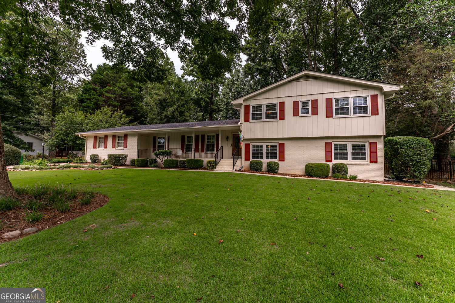 2220 Spring Mill CV