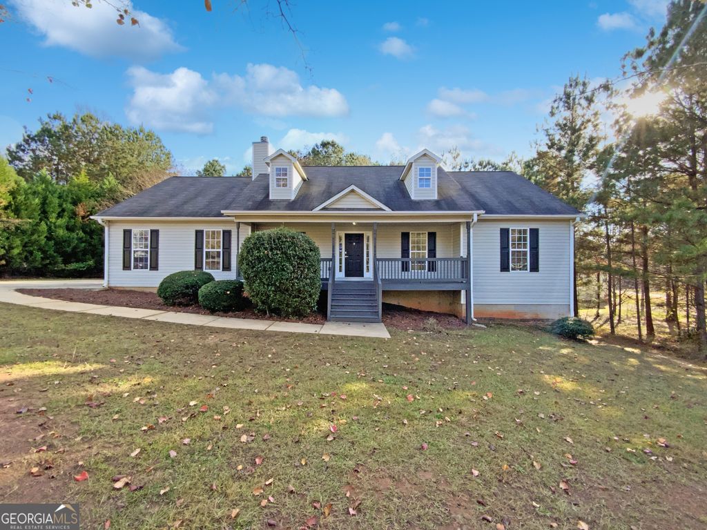 Photo of 107 Jasons Ridge, Griffin, GA 30223 (MLS # 10651127)
