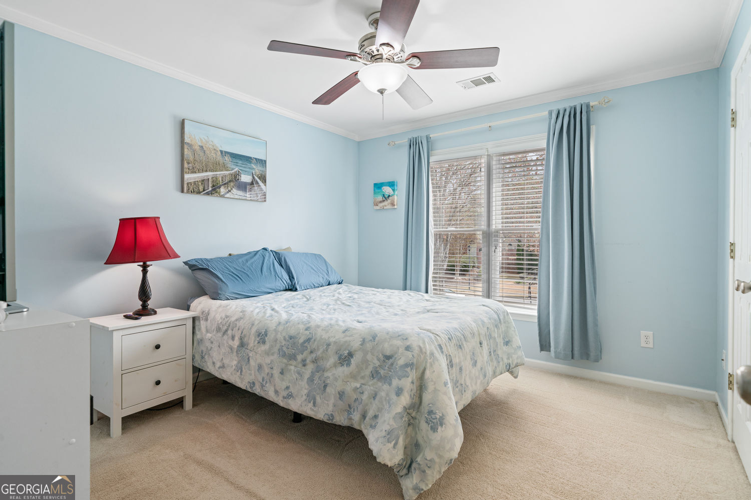 Roswell, Georgia 30075, United States, 5 Bedrooms Bedrooms, ,4 BathroomsBathrooms,Residential,Pending,115490